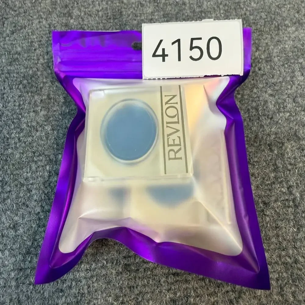 Eyeshadow cosmetic product